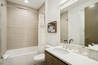 Enjoy this premiere location in Canyons Village with true ski-in - photo 41