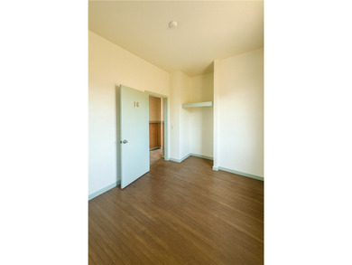 Great Investment Property!! Consist of 5 commercial spaces - photo 45