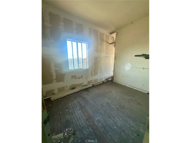 Great Investment Property!! Consist of 5 commercial spaces - photo 46
