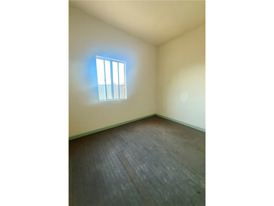 Great Investment Property!! Consist of 5 commercial spaces - photo 47
