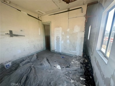 Great Investment Property!! Consist of 5 commercial spaces - photo 50