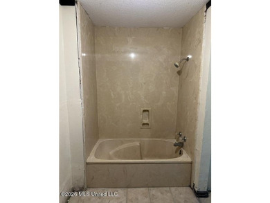 Opportunity Awaits - Value-Add Property Priced to Sell! This - photo 3
