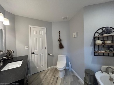 Luxury Riverfront living at The Cove at Canterbury. Discover - photo 17