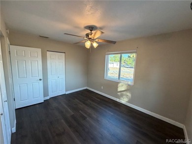 Cute as a button and move-in ready! This charming home is the - photo 19