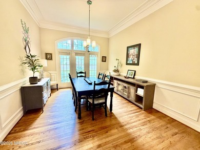 Gorgeous custom built 1 level hard coat stucco home located on - photo 26