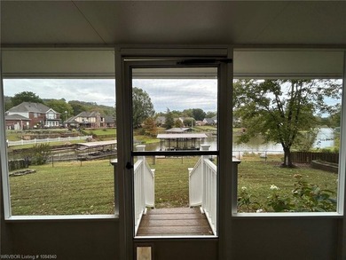 Luxury Riverfront living at The Cove at Canterbury. Discover - photo 32