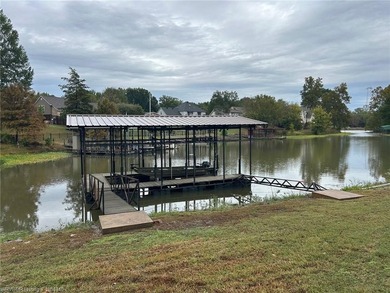 Luxury Riverfront living at The Cove at Canterbury. Discover - photo 33