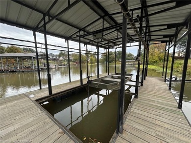 Luxury Riverfront living at The Cove at Canterbury. Discover - photo 34