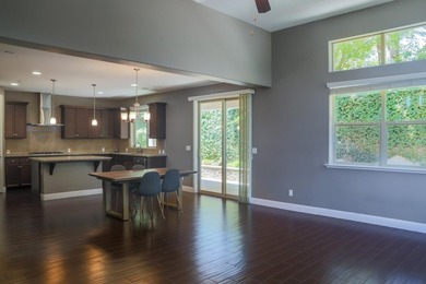 Copper River Beauty on Premium Lot! This immaculate two-story - photo 3