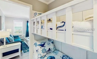 Gorgeous top floor, expansive ocean front view from your private - photo 11