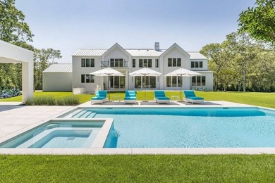 Welcome to your dream retreat in the heart of the Hamptons! This - photo 2