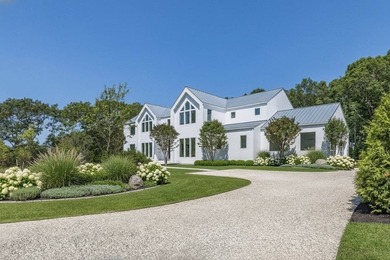 Welcome to your dream retreat in the heart of the Hamptons! This - photo 3