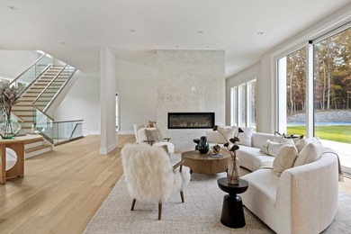 Welcome to your dream retreat in the heart of the Hamptons! This - photo 9