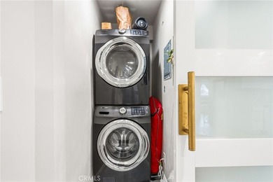 Modern Luxury Meets Exceptional Versatility in Walteria - photo 7