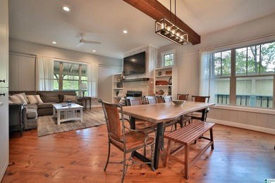 This custom LAKEFRONT CRAFTSMAN home has a NEW ROOF and is - photo 8