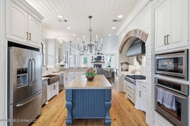 WATERVIEWS from almost all areas of this beautiful, luxurious - photo 18
