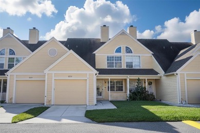 (private lake, pond, creek) Condo For Sale in Valrico Florida