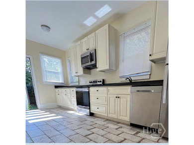 Great investment opportunity in a highly convenient Savannah - photo 8