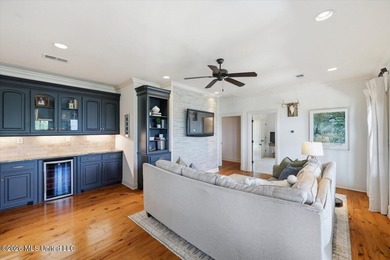 WATERVIEWS from almost all areas of this beautiful, luxurious - photo 48