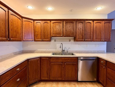 Enjoy the perfect blend of comfort, convenience, and - photo 6