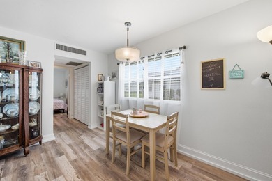 Welcome to this charming one-bedroom, one-and-a-half-bath Villa - photo 8