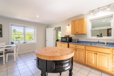 Discover year-round lakeside living with this inviting 3-bedroom - photo 14