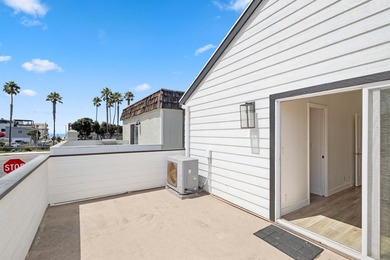 Welcome to your Dream Coastal Investment! This beautifully - photo 16