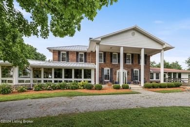 Welcome to 575 Moody Pike where Southern charm meets historic - photo 42