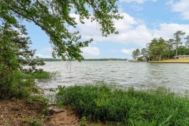Lake Sinclair Lot Sale Pending in Milledgeville Georgia
