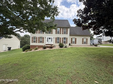 Welcome home to this beautiful traditional two-story residence - photo 2