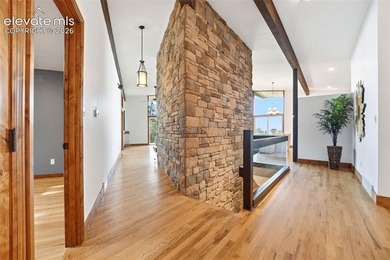 Architecturally striking and beautifully reimagined, this Frank - photo 8