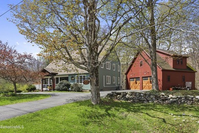 Lovingly maintained contemporary Cape set on just over an acre - photo 1