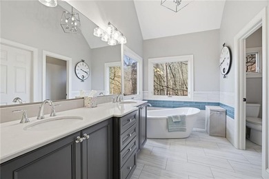 Discover the perfect blend of luxury, privacy, and convenience - photo 13