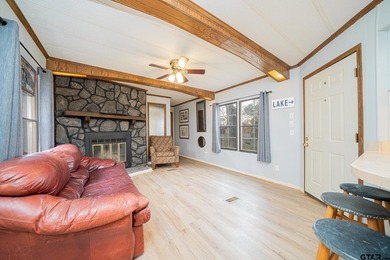 Waterfront Manufactured Home on Lake Bob Sandlin 2 Bed | 2 Bath - photo 23