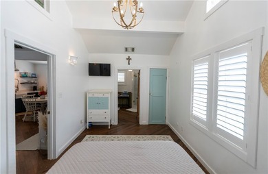 Rare opportunity to own TWO fully independent one bedroom - photo 24