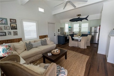 Rare opportunity to own TWO fully independent one bedroom - photo 30