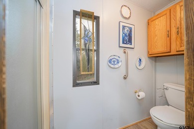 Waterfront Manufactured Home on Lake Bob Sandlin 2 Bed | 2 Bath - photo 32