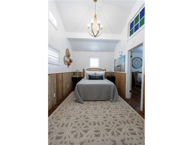 Rare opportunity to own TWO fully independent one bedroom - photo 36
