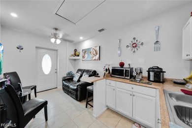 Beautiful pool home with a large backyard in Southwest Cape - photo 46