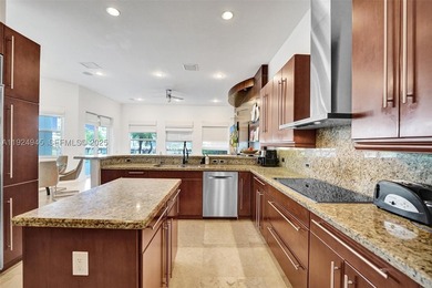 A true gem located on the Intracoastal Waterways on one of the - photo 14