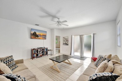 Rare opportunity to own a fully furnished 4-bedroom, 2-bath home - photo 15