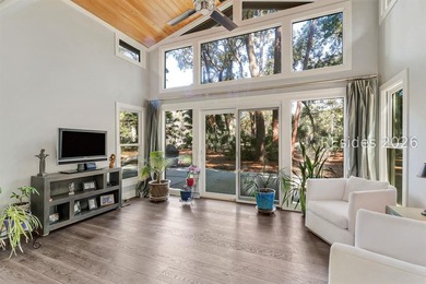 Beautifully renovated 3-bedroom, 2.5-bath home set on a private - photo 17