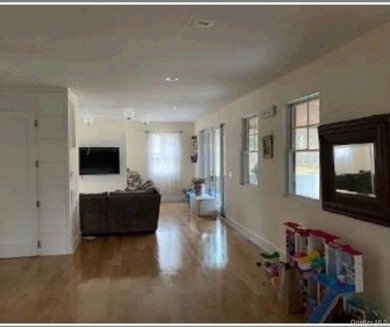 Property sold occupied. No lease, no access. Buyer assumes all - photo 17