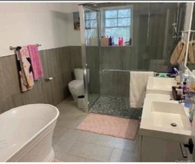 Property sold occupied. No lease, no access. Buyer assumes all - photo 19