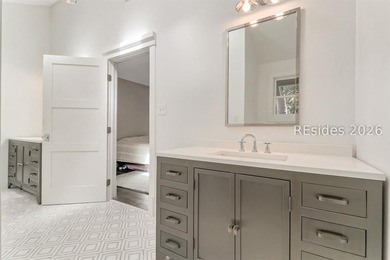 Beautifully renovated 3-bedroom, 2.5-bath home set on a private - photo 22