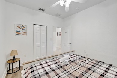 Rare opportunity to own a fully furnished 4-bedroom, 2-bath home - photo 23