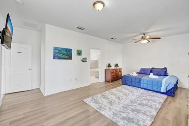 Rare opportunity to own a fully furnished 4-bedroom, 2-bath home - photo 25