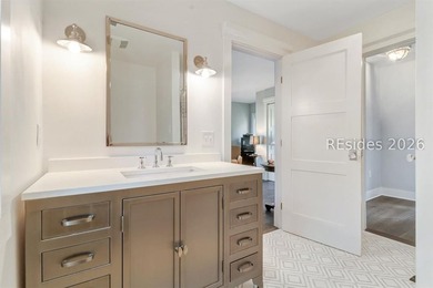 Beautifully renovated 3-bedroom, 2.5-bath home set on a private - photo 29