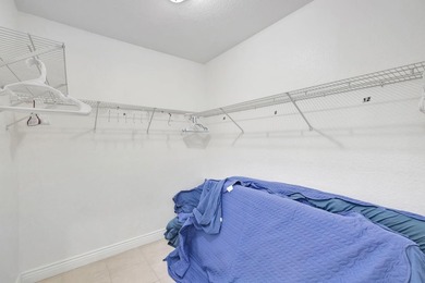 Rare opportunity to own a fully furnished 4-bedroom, 2-bath home - photo 29