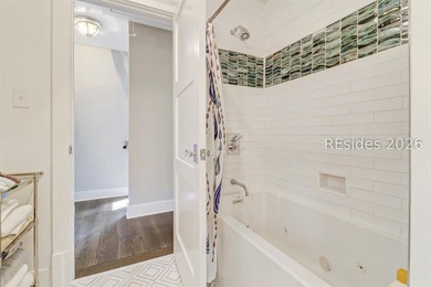Beautifully renovated 3-bedroom, 2.5-bath home set on a private - photo 30